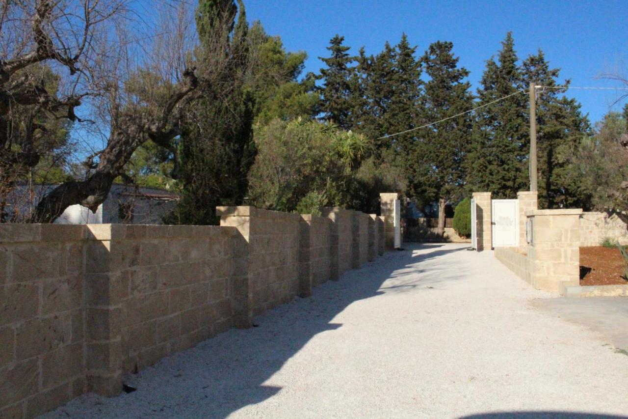 Villetta Bianca Torre Suda Exterior foto